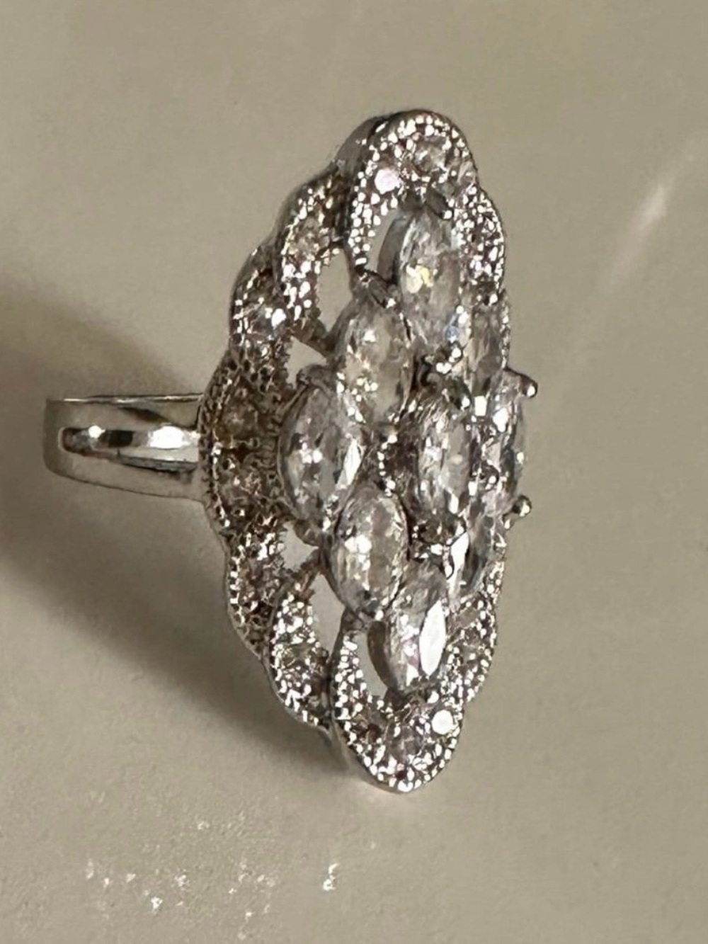 Elegant Statement Ring*Sz~6*cocktail ring*